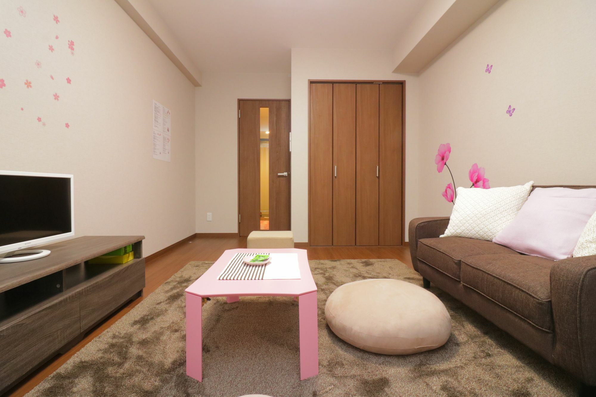 Hg Cozy Hotel No 32 通天閣前 Osaka Esterno foto