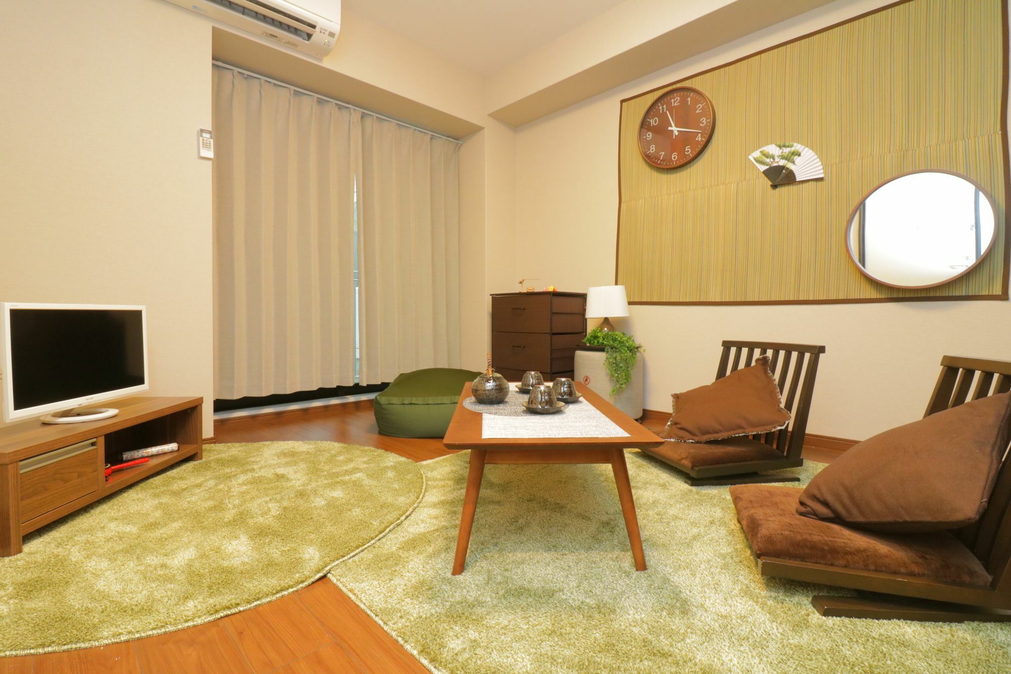 Hg Cozy Hotel No 32 通天閣前 Osaka Esterno foto